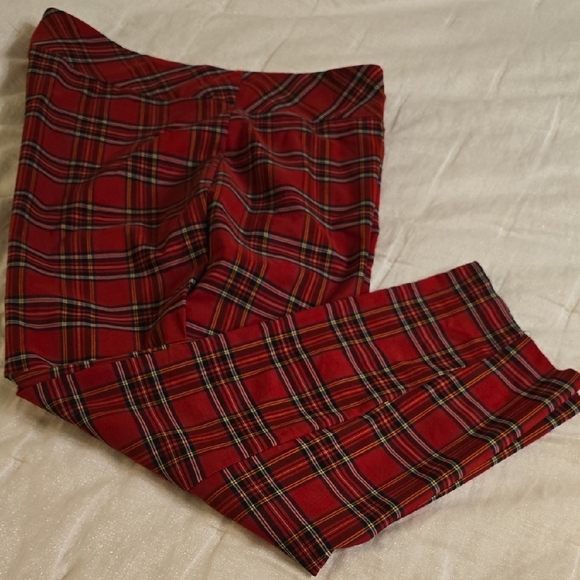 Jones New York Red Plaid Pull On Slim Leg - Picture 6 of 12